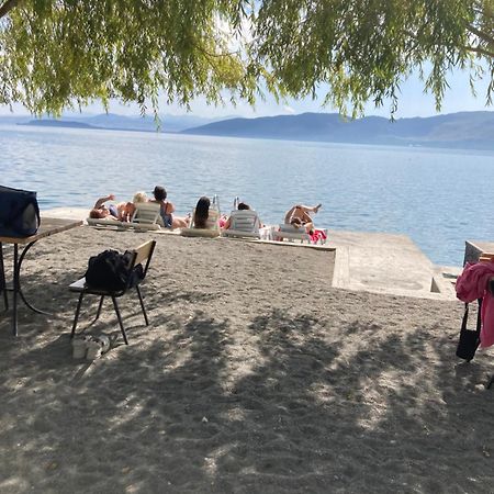 Edem Sevan Buitenkant foto