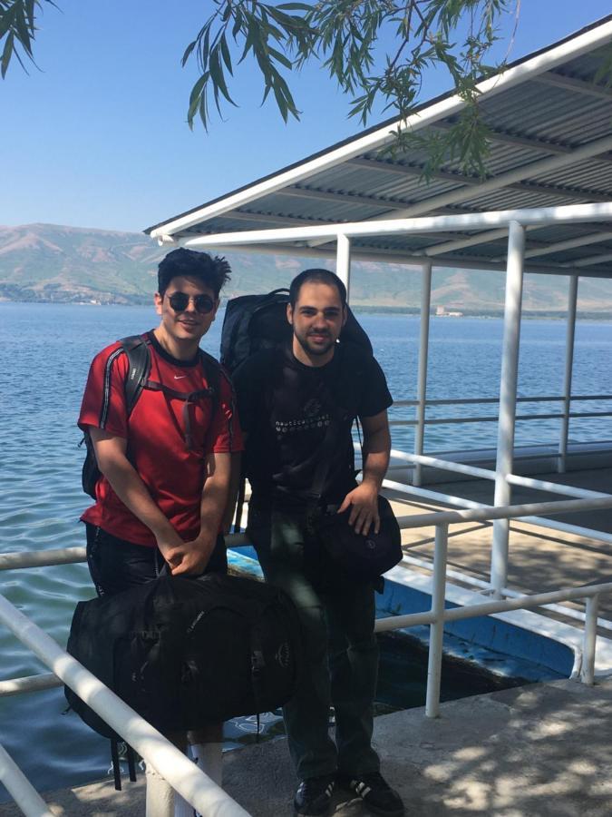 Edem Sevan Buitenkant foto