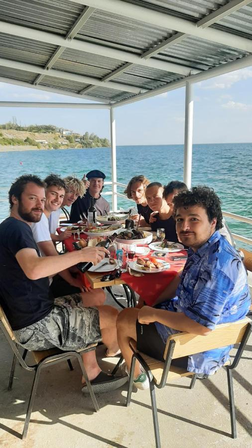Edem Sevan Buitenkant foto